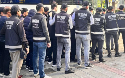 İzmir'de FETÖ operasyonu: 28 şüpheli tutuklandı!