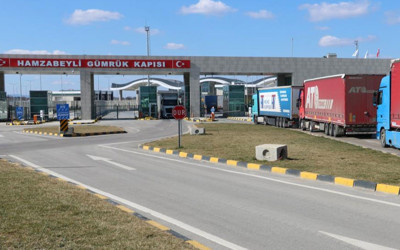 Türkiye-Bulgaristan sınırında kilometrelerce tır kuyruğu oluştu!
