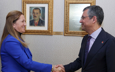 CHP Genel Başkanı Özgür Özel, DİSK Genel Başkanı ile bir araya geldi