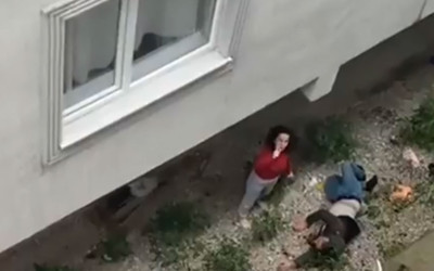 Kendisini aldatan kocasını bıçakla rehin alıp ikinci kattan aşağı attı! 'Beni aldatmanın bedeli bu'