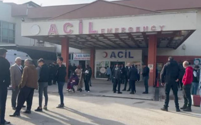 Husumetli aileler arasında silahlı kavga: Baba öldü, oğlu yaralandı!