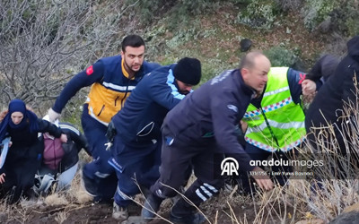 Çorum'da otomobiliyle baraj gölüne düşen hemşire ölüm kalım mücadelesi verdi