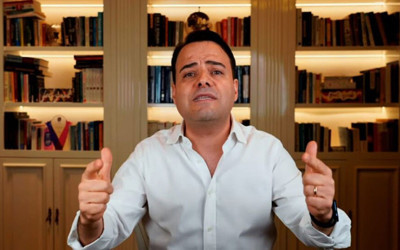 Özgür Demirtaş Twitter'dan aylık 5 milyon TL kazanıyor! Vergisini ödedin mi Özgür Demirtaş Hoca