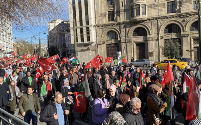 İstanbul'da şehitler ve Filistin için binlerce kişi yürüdü!