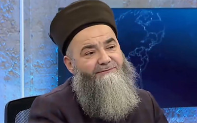 "Yahudi ile uğraşılmaz, Merkez Bankasını batırır" diyen Cübbeli Ahmet: Seçimler 10 yılda 20 yılda bir yapılsın