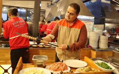 Adana'da yılbaşı akşamına özel "hindi kebabı" satılacak!