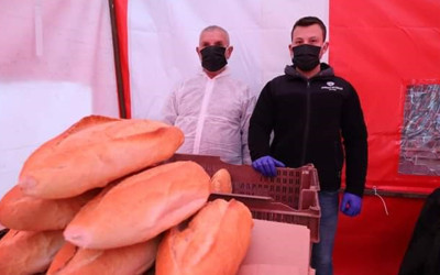 Ekmeği 10 TL’den satmaya başlayan fırıncılara belediye ‘dur’ dedi