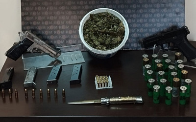 İzmir'de silah kaçakçılığı operasyonu: 8 kişi yakalandı!