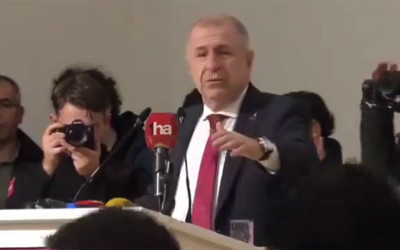 Ümit Özdağ gazeteciye böyle çıkıştı! 'Ulan Afgan mısın? Otur dedim sana'