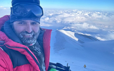Süphan Dağı’na tırmanan dağcıların yüzü buz tuttu