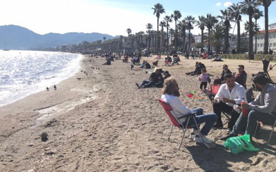 Marmaris'te Şubat ayında deniz keyfi yaşanıyor