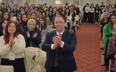Cumhurbaşkanı Erdoğan’ın bağımlılıkla mücadele çalışmalarına iş insanı Hasan Yıldız’dan tam destek