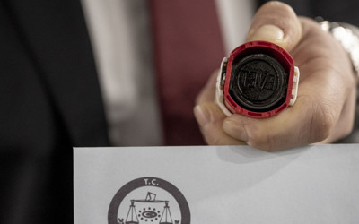 Kars'ta muhtarlık seçim sonucu nedeniyle kavga çıktı, 3 kişi yaralandı!