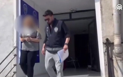 Yeni doğan bebeğini Avcılar'da çöp konteynerine attı, yakalandı! Cani kadın: Banyoda doğurdum...