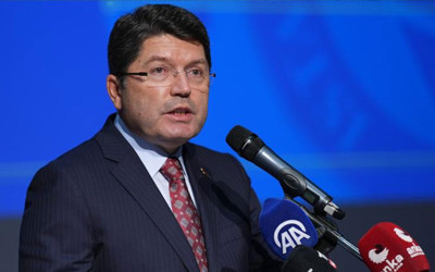 Bakan Tunç: Yargıyı tehdit etmek hiç kimseye yakışmaz