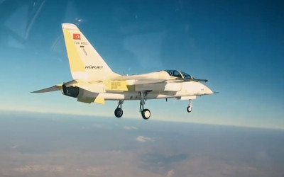 HÜRJET'in ikinci prototipi şehitlerimizin ismiyle ilk uçuşunu gerçekleştirdi