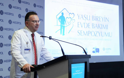 Yaşlı bireylerin evde bakımı Medipol'de masaya yatırıldı