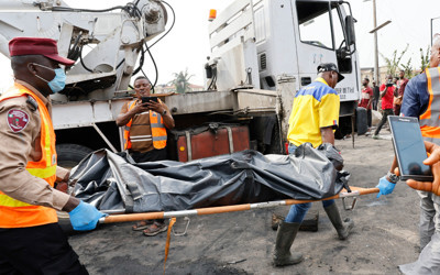 Nijderya'da gaz yüklü tanker patladı: 4 ölü