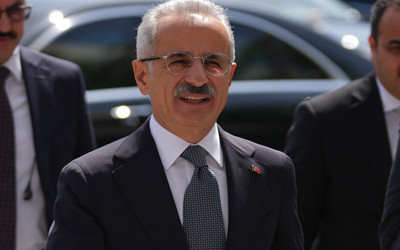 Bakan Uraloğlu, bugüne kadar yaklaşık 110 milyon yolcunun YHT ile seyahat ettiğini bildirdi