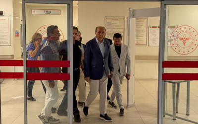 AK Parti Genel Başkan Yardımcısı denizde kaza geçirdi