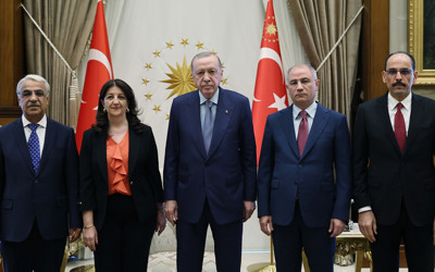 Pervin Buldan'dan Cumhurbaşkanı Erdoğan'a teşekkür telefonu