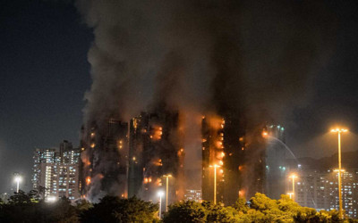 Hong Kong’da korkunç yangın! 35 ölü var!
