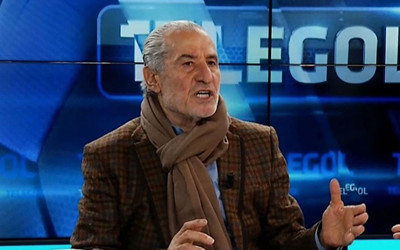 Eski milli futbolcu ve spor yazarı Gökmen Özdenak, hayatını kaybetti