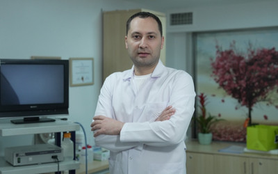 Uzmanından çözüm: Ameliyat kepçe kulağı bitiriyor, kepçe kulak ise özgüveni
