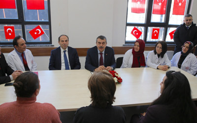 Milli Eğitim Bakanı Yusuf Tekin'den ramazan genelgesi eleştirilerine yanıt