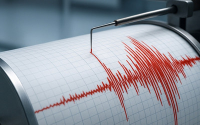5,7 büyüklüğünde deprem oldu