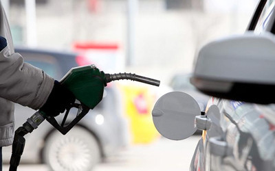Benzinli mi yoksa elektrikli mi otomobil almalı? Hangisi daha ekonomik? Fiyat farkına bakın