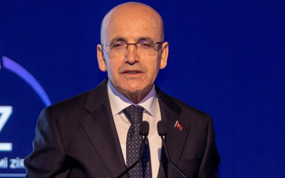 Bakan Şimşek'ten flaş memur ve emekli maaşı açıklaması! En az...