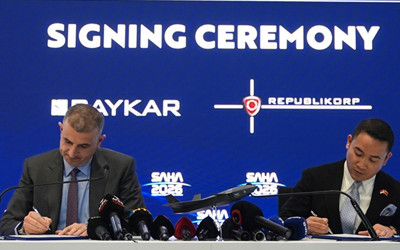 Kızılelma'nın ilk talibi Endonezya oldu! Bayraktar'ın gururlandıran imzası