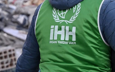 İHH, Suriye'de savaş mağduru 228 engelliye elektrikli sandalye dağıttı