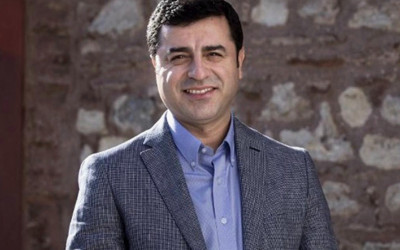 Pervin Buldan paylaştı! Selahattin Demirtaş'ın son hali...
