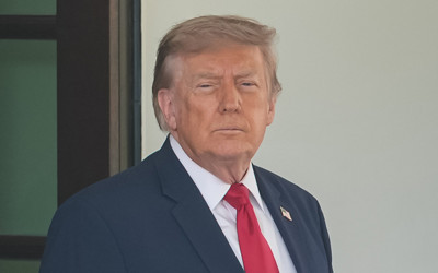 Trump duyurdu: Masaya oturup müzakere etmezlerse tüm enerji santrallerini yıkacağız