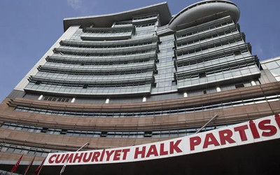 CHP'li Murat Emir'den Bahçeli'ye 'hazine yardımı' yanıtı