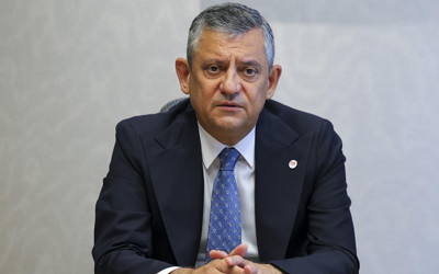 Yeni Parti Genel Başkanı Özel'den Malazgirt Zaferi ve Büyük Taarruz'un yıl dönümü paylaşımı