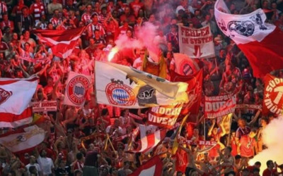 Alman futbolunda bir ilk! Bilet satışı rekoru kırıldı