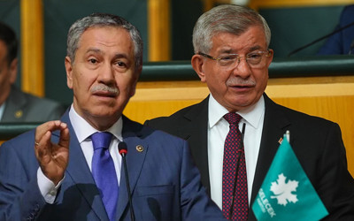 Davutoğlu Gelecek Partisi'ni kapatmıştı! Bülent Arınç'tan dikkat çeken yorum