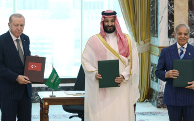 Türkiye, Suudi Arabistan ve Pakistan üçlü savunma anlaşması imzaladı