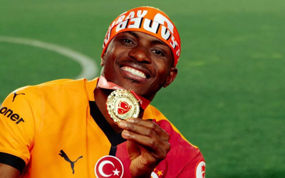 Galatasaray'a Victor Osimhen için inanılmaz teklif! Keseyi sonuna kadar açtılar