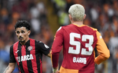 Galatasaray-Çorum FK maçında karaborsa bilet satan 2 şüpheli tutuklandı
