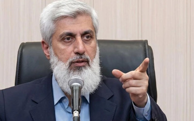 Alparslan Kuytul'un görüntüsü ortaya çıktı! Bir kişiyi "Etekli Ömer" diyerek hedef göstermiş