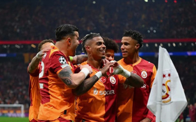 Galatasaray'da yaprak dökümü! 3 yıldız birden gidiyor