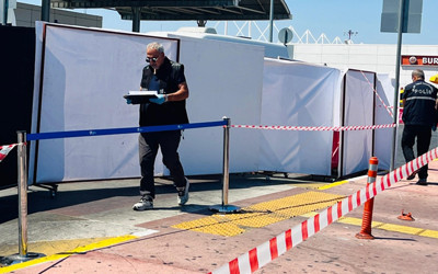 Antalya Havalimanı'nda dehşet! Emekli polis genç kadını başından vurdu