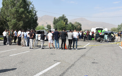 Kafa kafaya çarpıştılar! Van'daki feci kazada ölenler ve yaralılar var