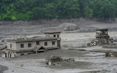 Nepal'de selde hayatını kaybedenlerin sayısı 157'ye yükseldi