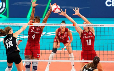 A Milli Kadın Voleybol Takımı, Almanya'yı devirdi
