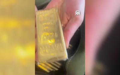İstanbul'da yasa dışı bahis gelirlerini aklama operasyonunda 2 şirketin altınlarına el konuldu